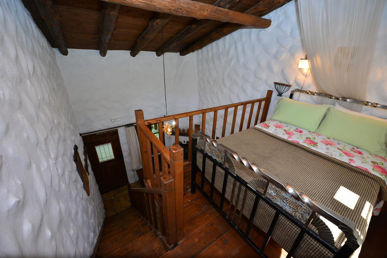 Appartamento Viglatoras Sárkhos Esterno foto