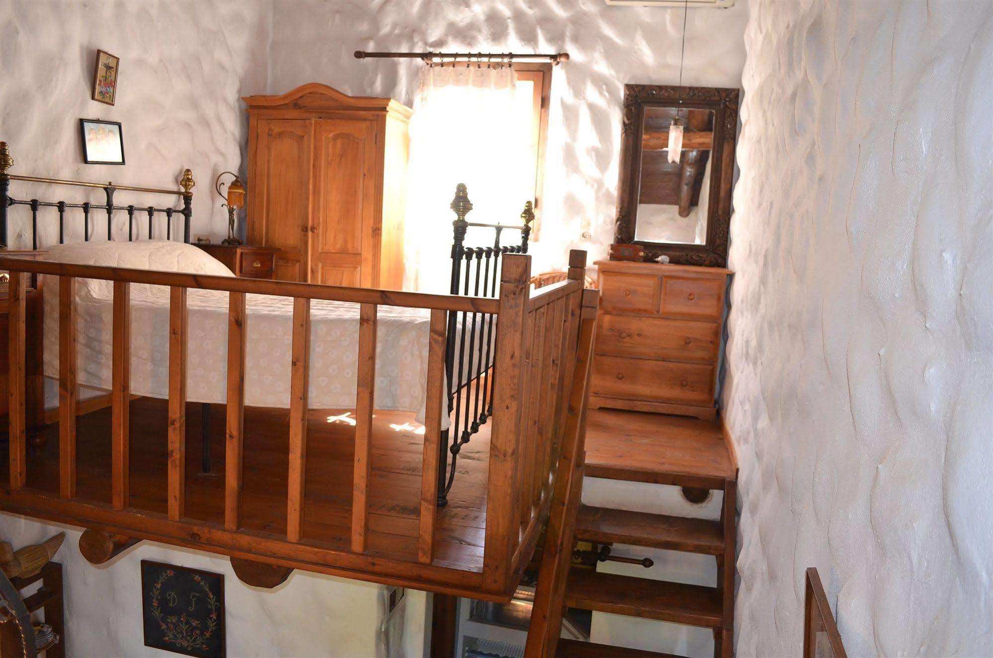 Appartamento Viglatoras Sárkhos Esterno foto
